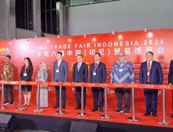 Prof.Dr. Siti Nur Azizah Ma’ruf Hadir Pembukaan Pemeran 6Th China Trade Fair Indonesia 2024
