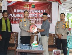 Jumat Curhat Polres Metro Depok Bersama Warga Kelurahan Kukusan Beji
