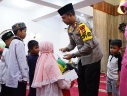 Kapolres Metro Bekasi Gandeng Forkopimda Gelar Buka Puasa Bersama dan Santunan untuk Anak Yatim dan Dhuafa