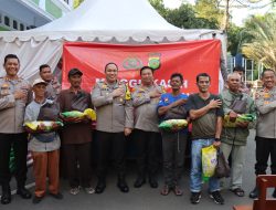 Polres Jaksel Gelar Paket Sembako Murah untuk Warganya