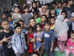 Taruna Akademi Kepolisian Berbagi Kasih di Situ Rompong Rempoa