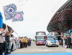 Lepas Mudik Gratis di Terbus Pulogebang, Kapolrestro Jaktim Dampingi Kementrian Perhubungan RI