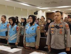 Polres Metro Jakarta Barat Gelar Penandatanganan Pakta Integritas Dan Pengambilan Sumpah Calon Anggota Polri T.A. 2024