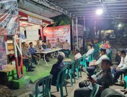 Cooling System Dirbinmas Polda Metro Jaya Silaturahmi Dengan Tokoh Masyarakat di Pos Kamling Cimanggis