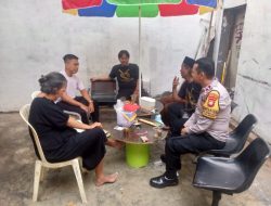 Bhabinkamtibmas Polsek Palmerah Sambangi Warga Di Kota Bambu Selatan