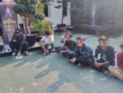 Hendak Tawuran dan Kedapatan Bawa Sajam, 8 Remaja di Duren Sawit Diamankan Polisi