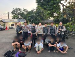 Polisi Amankan Konvoi Remaja Bersajam di Kemanggisan, 10 Orang Diamankan