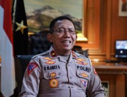 Brigadir Jenderal Polisi Raden Slamet Santoso, S.H., S.I.K., Direktur Lalu Lintas Korps Lalu Lintas Polri Hadiri Pelepasan Baksos dan Bansos