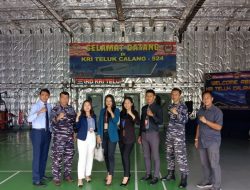 TIBA DI JAYAPURA, KRI TELUK CALANG-524 DIKUNJUNGI DANLANTAMAL X