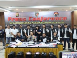 Polres Jakbar Ungkap Sindikat Judi Online Asal Kamboja Dengan Peputaran Uang Senilai 200 Miliar Rupiah