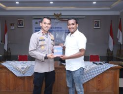 Gandeng Mahasiswa, Kapolsek Mampang Sosialisasikan Pilkada Jakarta Damai 2024