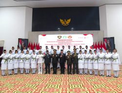 Aspers Danlantamal XII Hadiri Pengukuhan Anggota Paskibraka Provinsi Kalimantan Barat Tahun 2024