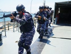 Tingkatkan Kemampuan Prajurit, Satlinlamil 3 Laksanakan Latihan VBSS
