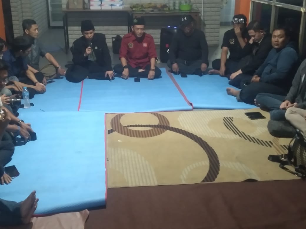 Suasana saat tasyakuran