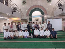 Bhabinkamtibmas Kelurahan Serdang Menghadiri Kegiatan Subuh Putih / Subuh Keliling DMI Ranting Kelurahan Serdang