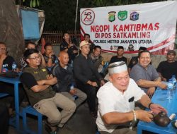Ngopi Kamtibmas di Penjaringan, Kapolres Ajak Warga Jaga Kekompakan