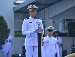 MEMPERINGATI HUT KE-79 TNI, KOLINLAMIL GELAR UPACARA