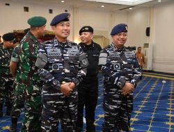 WAPRES TERIMA BREVET KEHORMATAN HIU KENCANA