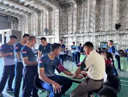 PEDULI AKAN SESAMA, KRI TELUK PALU-523 BERSAMA DISKES LANTAMAL XI GELAR AKSI DONOR DARAH