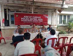 Kapolsek Matraman dan Masyarakat Bersama dalam “Jumat Curhat” untuk Tingkatkan Keamanan dan Kesejahteraan Warga