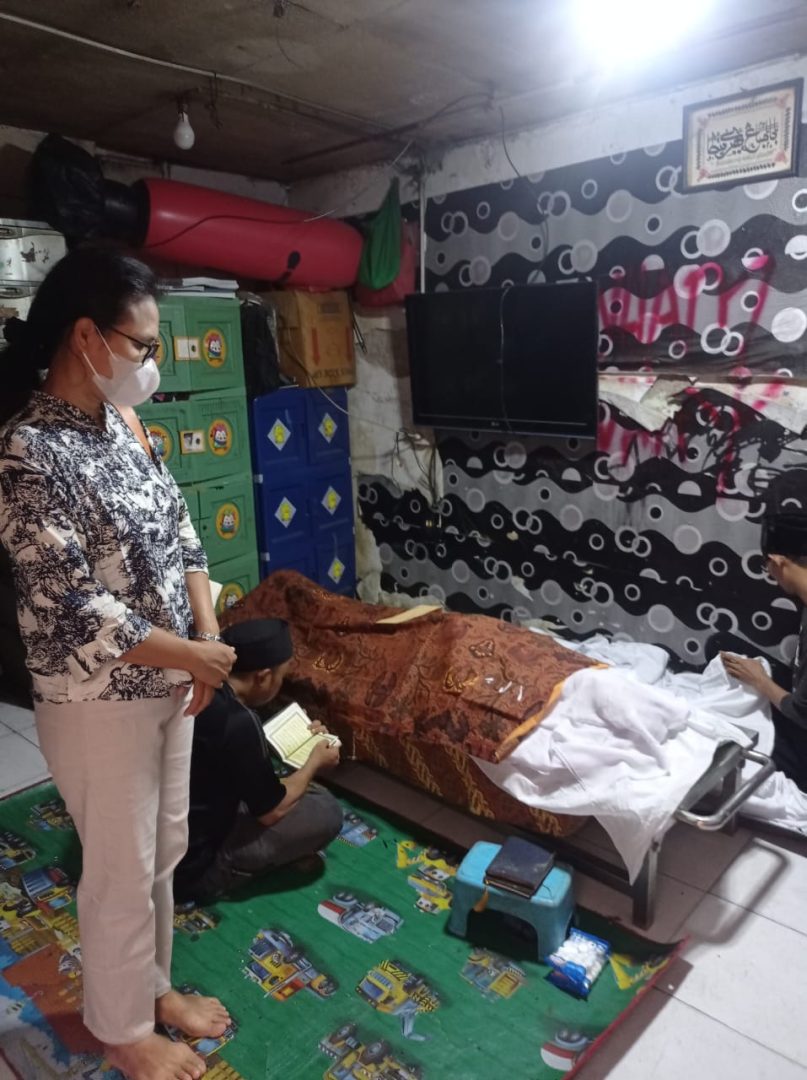 Jenazah Almarhum Firman Yani (Ongis) saat mau di Sholatkan 