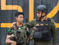 Jalin Sinergitas, Kasatgas Humas Operasi Damai Cartenz-2025 Kunjungi Pos Pamtas Yonif 512 di Oksibil