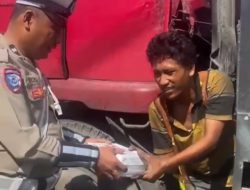 Bulan Penuh Berkah Satlantas Bagikan Makanan Buka Puasa, Untuk Sopir, Petugas Kebersihan, Buruh