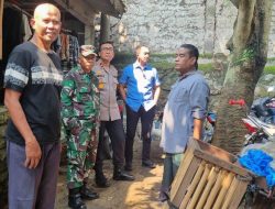 Bakti Sosial Polsek Ciputat Timur Bersama Koramil dan UPT Puskesmas Cirendeu Bantu Korban Banjir