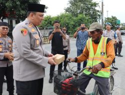 Kapolres Pelabuhan Tanjung Priok, Bagi Takjil dan Beri Himbauan Kamtibmas