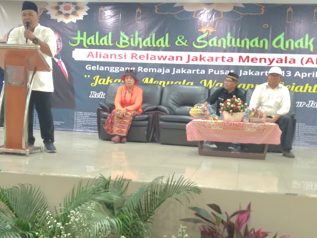 Koordinator ARJM Sekaligus Ketua Umum Foreder Aidil Fitri Saat Memberikan Sambutan