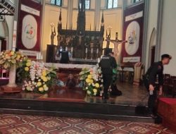154 Personel Polri Amankan Ibadah Paskah di Katedral Jakarta, Sterilisasi Dimulai Sejak Pagi