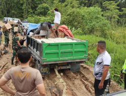 Medan Berat Tak Surutkan Langkah Tim Operasi AB Moskona 2025 dalam Misi Kemanusiaan