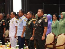 Kasad dan Ketum Persit KCK Hadiri Puncak HUT ke-61 Dharma Pertiwi