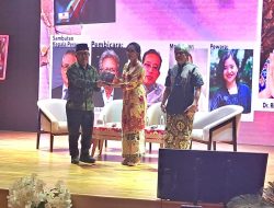 Propaganda dan Teror Kekuasaan: Kekerasan Negara Lahirkan Banalitas Karya Rieke Diah Pitaloka