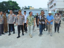 Kapolres Metro Bekasi Salurkan Bantuan Material untuk Pembangunan Gereja Paroki Ibu Teresa Lippo Cikarang Dalam Program Peduli Tempat Ibadah