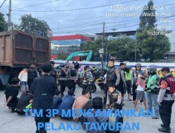 Patroli Perintis Presisi Amankan 10 Pemuda Pelaku Tawuran di Pluit, Sajam dan Bom Molotov Disita