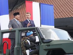 Kasad Sambut Kunjungan Presiden RI dan Presiden Prancis di Akademi Militer Magelang