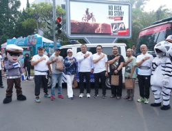 Wakapolda Jabar Sapa Warga di CFD Dago Cikapayang Bandung, Gelar berbagai Yan Gratis ke pengunjung