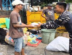 KRI BANDA ACEH-593 PERERAT SILAHTURAHMI DAN BERBAGI KASIH