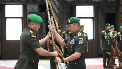 Pimpin Sertijab Dua Pangdam, Kasad: Lanjutkan Program dan Lakukan Inovasi
