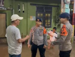 Patroli Tim SAR Satuan Brimob Polda Metro Jaya pastikan keselamatan warga Jakarta