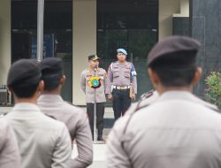 Kapolres Metro Bekasi Pimpin Gaktiblin Usai Apel Jam Pimpinan, Tegaskan Disiplin Internal Personel
