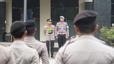 Kapolres Metro Bekasi Pimpin Gaktiblin Usai Apel Jam Pimpinan, Tegaskan Disiplin Internal Personel