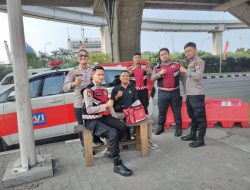 Polres Metro Jakarta Utara Hadir Gelar Layanan Kesehatan di Haul Syech Syaid Embah Priok