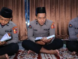 Divhumas Polri Tebar Keberkahan Lewat Pengajian dan Khataman Rutin