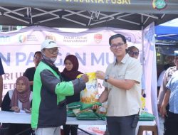 Polres Metro Jakarta Pusat Gelar Gerakan Pangan Murah, Sediakan 2 Ton Beras untuk Warga