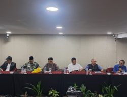 FPP TNI – PETISI-100 – MPUII Rakyat Menggugat Pemerintah & DPR