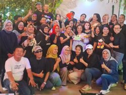 CEO Exhibition Interior Ratu Sustiyawanti Rayakan Milad Bersama Keluarga dan Sahabat