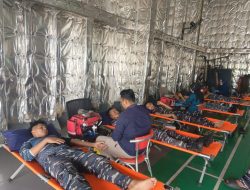 KRI Teluk Calang 524 Gelar Bhakti Sosial Donor Darah Di Merauke