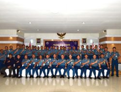 TINGKATKAN PROFESIONALISME PENGAWAK KRI, WAASKOMLEK KASAL BUKA PELATIHAN OPERATOR RADAR NAVIGASI DAN GYRO TA 2025 DI MAKO KOLINLAMIL